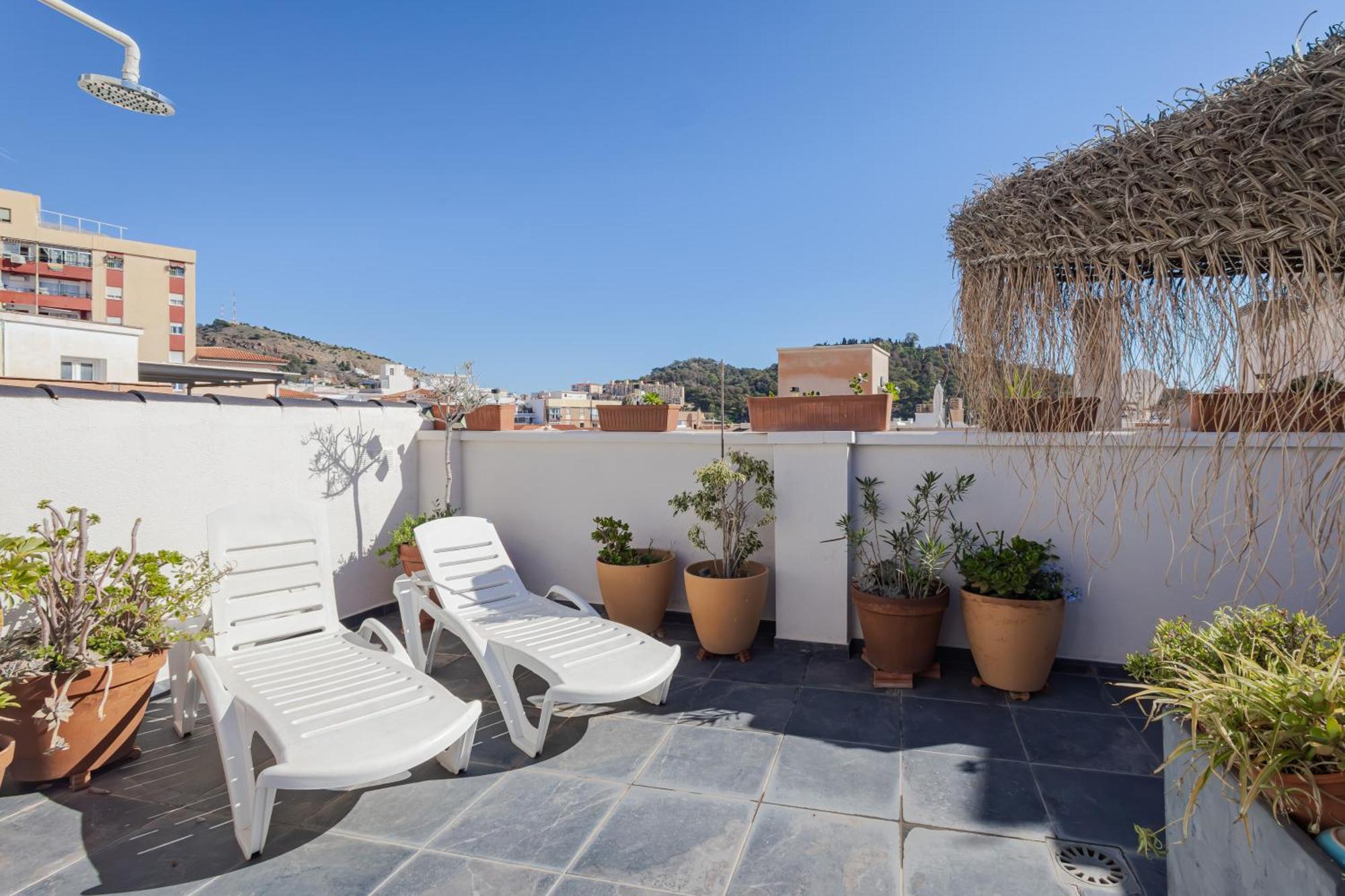 Historic Centre + Rooftop + Parking Málaga Eksteriør billede